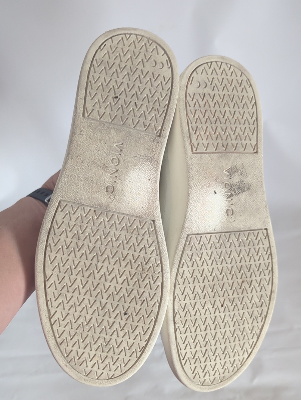 Vionic Women's Sneaker Winny Leather Crocodile Quiet Luxury Neutral Classic Sz 8 - Picture 6 of 13